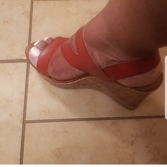 Wedge Heels - Picture 6 of 6